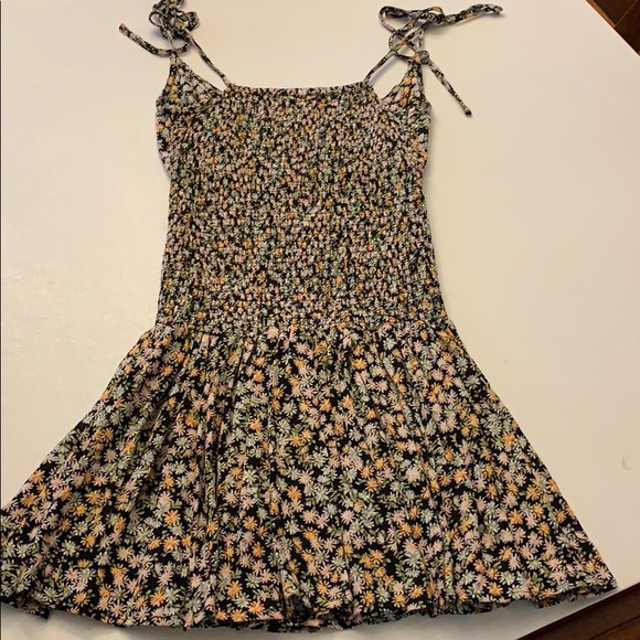 Skylar + Madison dress - Picture 4 of 4